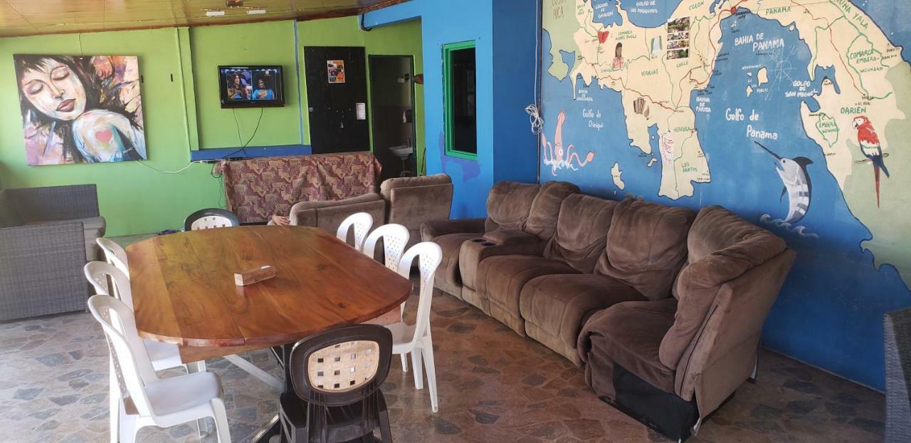 Hostel Mamallena Panama City Exterior photo